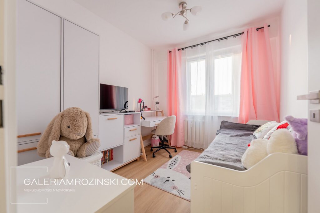3 pokoje po remoncie z loggią – Koszalin