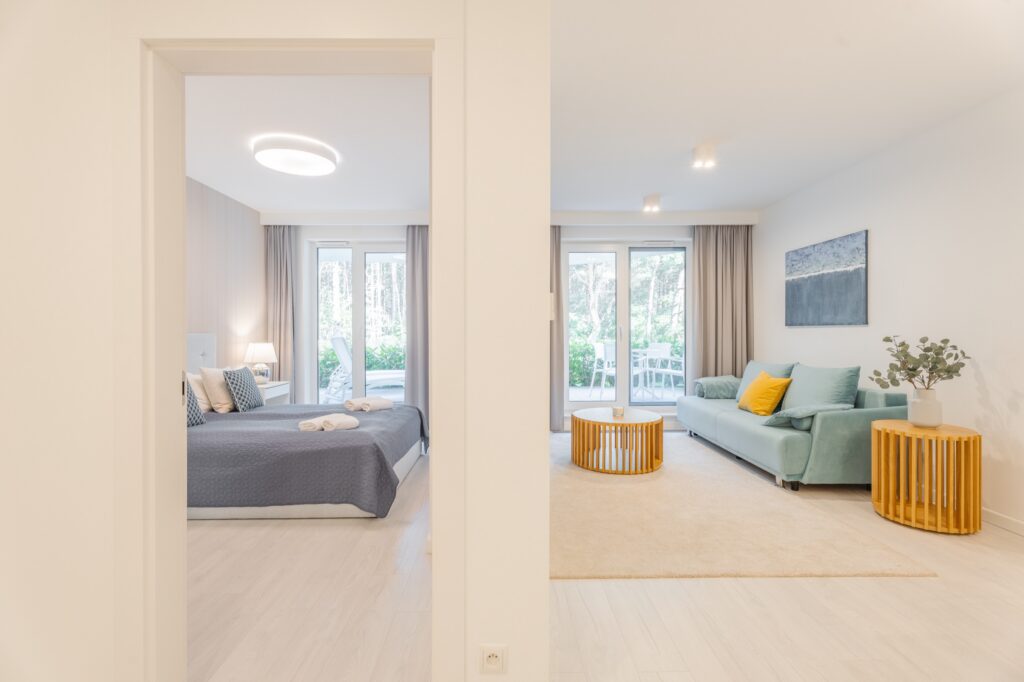Apartament z tarasem między morzem a jeziorem
