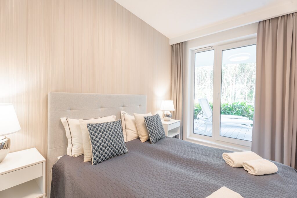 Apartament z tarasem między morzem a jeziorem
