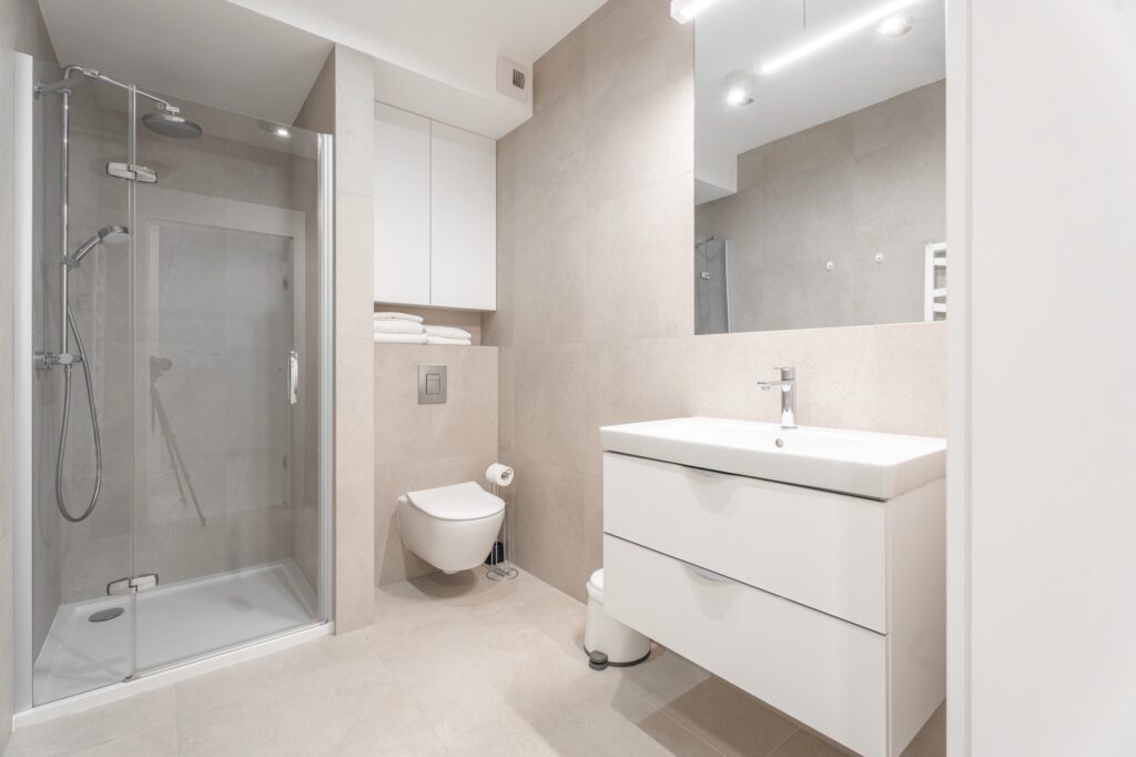 Apartament z tarasem między morzem a jeziorem