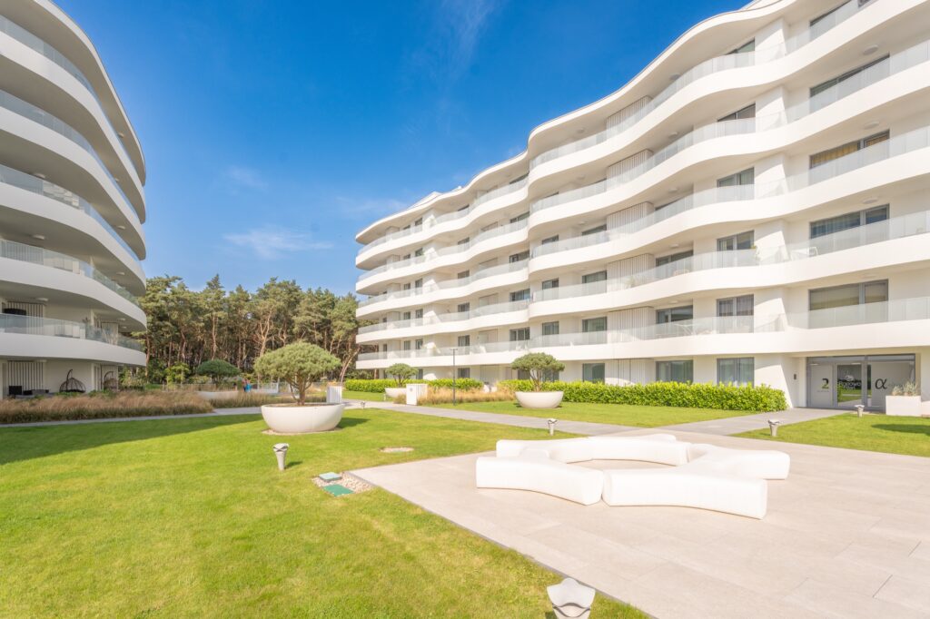 Apartament z tarasem między morzem a jeziorem