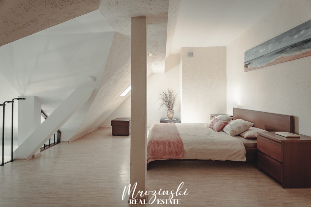 Dwupoziomowy apartament z widokiem na port – Ustka