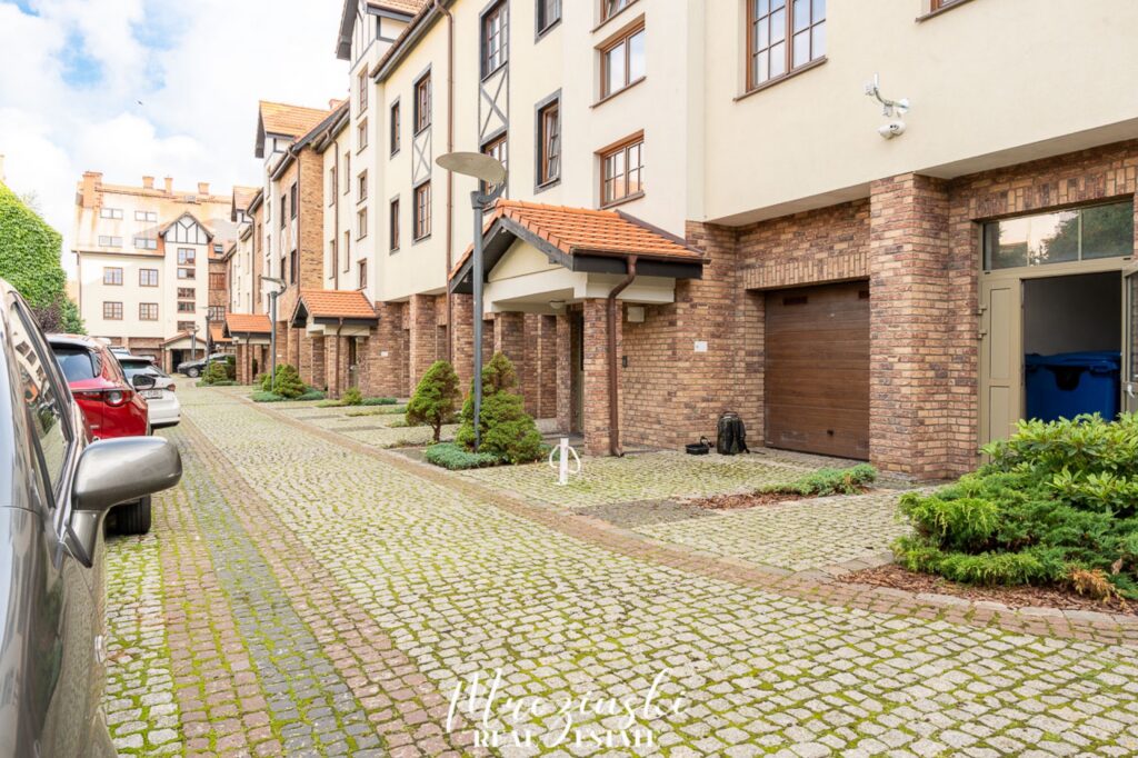 Dwupoziomowy apartament z widokiem na port – Ustka