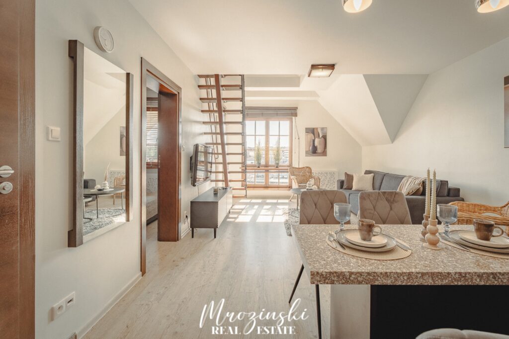 Dwupoziomowy apartament z widokiem na port – Ustka